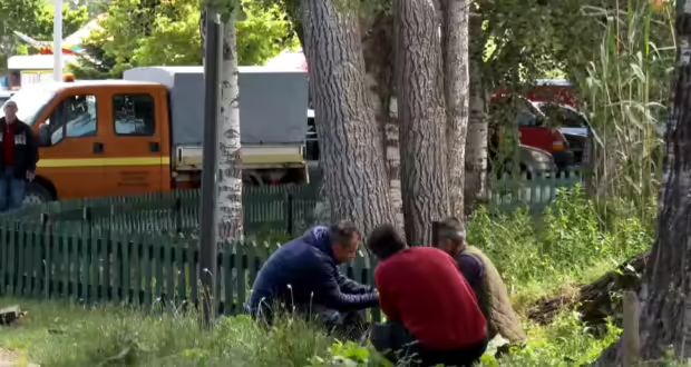 Εργασίες για τη νέα περίφραξη στη λίμνη Καστοριάς – Στόχος η προστασία των άγριων πτηνών και η δημόσια υγεία
