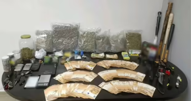 Θεσσαλονίκη: Eγκληματικές οργανώσεις διακινούσαν ναρκωτικά μέσα σε γήπεδα – Οι κωδικές λέξεις και οι «φουσκωμένοι» λογαριασμοί