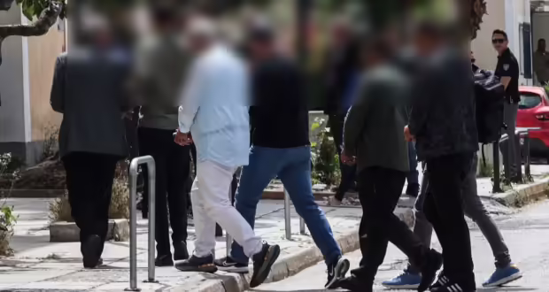 Κύκλωμα κτηματολογικών γραφείων: Κακουργηματικές διώξεις στους εμπλεκόμενους σε δωροδοκίες για επίσπευση υποθέσεων