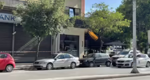 Λάρισα: Απειλή για βόμβα σε υποκαταστήματα τράπεζας, άμεση κινητοποίηση των Αρχών