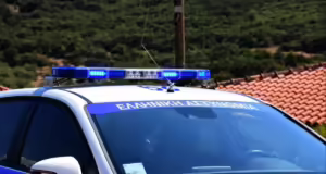 Θεσσαλονίκη: Άνδρας έριξε βενζίνη στο πρόσωπο 22χρονης μετά από καυγά