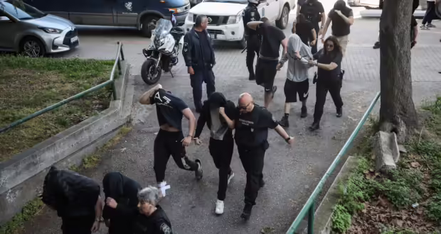 Θεσσαλονίκη: Δίωξη για 13 πράξεις σε βάρος των 28 συλληφθέντων μελών της ακροδεξιάς οργάνωσης