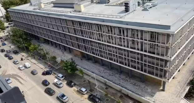 Θεσσαλονίκη: Ελεύθεροι με όρους 13 ανήλικοι κι ένας ενήλικας για την υπόθεση της εγκληματικής συμμορίας που δρούσε υπό τον μανδύα ακροδεξιάς συλλογικότητας