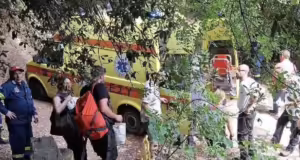 Φαράγγι της Νέδας: «Το παιδί έπεσε από ύψος 25 μέτρων και χτύπησε σε δέντρο» λέει αυτόπτης μάρτυρας