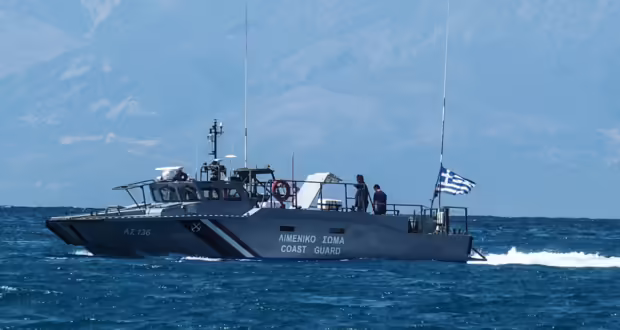 Εύβοια: Άνδρας βρέθηκε νεκρός μέσα σε σκάφος στην Αιδηψό