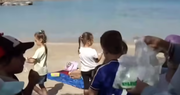 Χανιά: Μαθητές σχολείων ανέλαβαν εθελοντικά τον καθαρισμό των θαλασσών