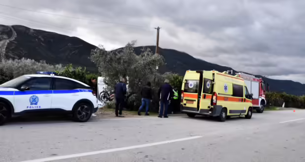 Θανατηφόρο τροχαίο στην Πρέβεζα με θύμα έναν 16χρονο: Έχασε τον έλεγχο της μηχανής του και συγκρούστηκε με αγροτικό