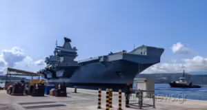 Στη Σούδα το βρετανικό αεροπλανοφόρο «Prince of Wales», ένα από τα πλέον προηγμένα και ισχυρά στον κόσμο