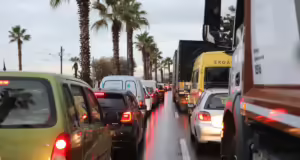 Κίνηση στους δρόμους: Ακινητοποιημένα τα αυτοκίνητα σε Κηφισό, Κηφισίας και Αττική Οδό – Καθυστερήσεις και στη Μεσογείων