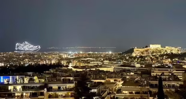 Αρχή Πολιτικής Αεροπορίας: Υπήρχε άδεια για τη διοργάνωση drone show της Adidas στο Ζάππειο – Ήταν «αποκλειστικά σε ελεγχόμενο χώρο»