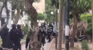 Μεγάλη αστυνομική επιχείρηση του Ελληνικού FBI στην Αγία Βαρβάρα – Πάνω από 10 προσαγωγές