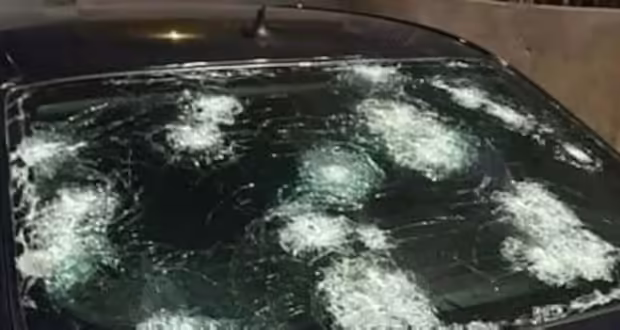 Άνω Λιόσια: Γάζωσαν με καλάσνικοφ αυτοκίνητο μέλους της Greek Mafia – Σώθηκε ο «στόχος» γιατί είναι θωρακισμένο