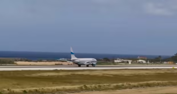 Ρόδος: Αεροπλάνα δεν μπορούσαν να προσγειωθούν στο αεροδρόμιο λόγω ισχυρών ανέμων – Δείτε βίντεο