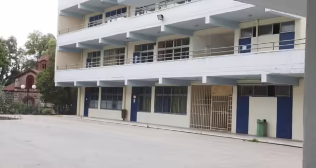 Κρούσμα μηνιγγίτιδας στο 6ο ΕΠΑΛ της Αθήνας: Εκκενώνονται 5 σχολεία – Στο νοσοκομείο «Αλεξάνδρα» 18χρονη μαθήτρια