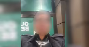 Γλυκά Νερά: Ο 17χρονος υποστηρίζει ότι ο 48χρονος είχε απειλήσει με μαχαίρι την αδερφή του – Από χτυπήματα με τα χέρια τα τραύματα του θύματος