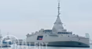 Η φρεγάτα «Κίμων» στην ανοιχτή θάλασσα: Ο πρώτος απόπλους της ελληνικής Belharra