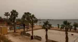 Ο καιρός σήμερα: Ζέστη, αφρικανική σκόνη και βροχές – Καταιγίδες στα νησιά του Ιονίου