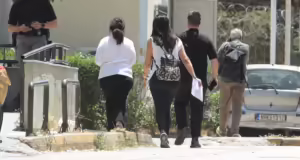 Τα αποκαλυπτικά μηνύματα της PR που έταζε «μαϊμού» ταξίδια σε θύμα της: «Μου πήρε χρήματα για 5 διανυκτερεύσεις και μου έκλεισε μία»