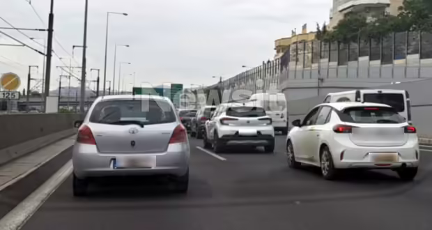 Κίνηση στους δρόμους: Καθυστερήσεις άνω των 30 λεπτών στην Αττική Οδό