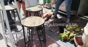 Χανιά: Γλάστρα έπεσε σε τουρίστρια στο ενετικό λιμάνι λόγω ισχυρών ανέμων