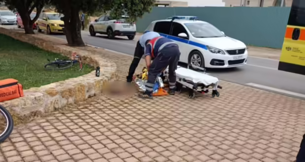 Βαρυμπόμπη: Νεκρός ποδηλάτης μετά από πτώση – Έρευνες για την εμπλοκή αυτοκινήτου