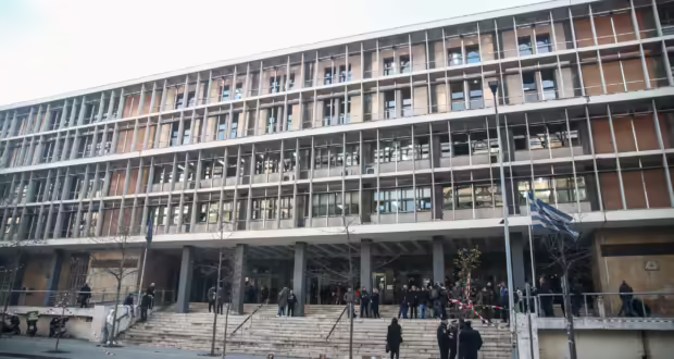Θεσσαλονίκη: Στη φυλακή με απόφαση δικαστηρίου 40χρονος που είχε γίνει «σκιά» μίας γυναίκας