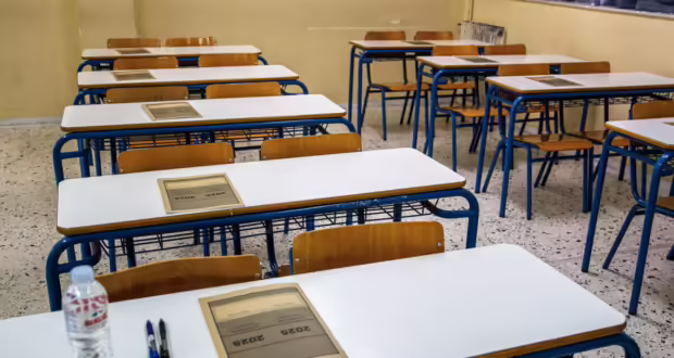 Πανελλαδικές 2025 – Έκθεση στις Πανελλήνιες: Δείτε τις απαντήσεις στη Νεοελληνική Γλώσσα και Λογοτεχνία των ΓΕΛ από το Διακρότημα