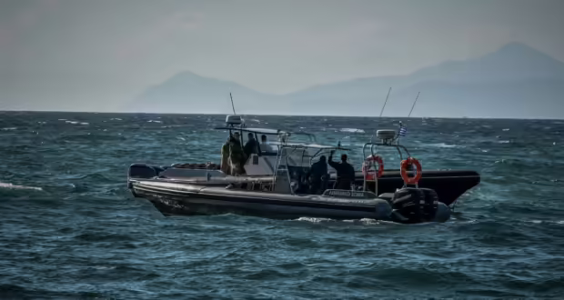 Κάρπαθος: Επιχείρηση διάσωσης 75 μεταναστών – Τους περισυνέλεξε το «Blue Star Χίος»