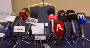 Πέθανε ο δημοσιογράφος Πέτρος Μακρής