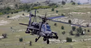 Apache: «Σανίδα σωτηρίας» για τα ελληνικά ελικόπτερα η συμφωνία που «έκλεισε» ο Αρχηγός ΓΕΕΘΑ στα Εμιράτα
