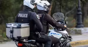 Καλαμάτα: Τραυματίστηκαν δυο αστυνομικοί μετά από καταδίωξη – Συνελήφθη ένας 24χρονος για ναρκωτικά