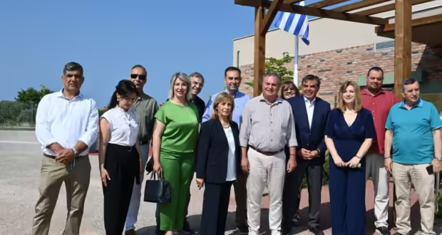 Χαλκιδική: Η Περιφερειάρχης Κεντρικής Μακεδονίας Αθηνά Αηδονά εγκαινίασε το 4ο Νηπιαγωγείο Νέας Καλλικράτειας