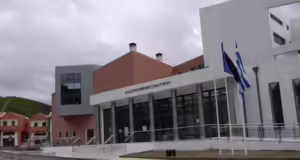 Χαλκιδική: Ελεύθερος με περιοριστικούς όρους ο 19χρονος για το τροχαίο στο Παλιούρι– Διώκεται για επικίνδυνη οδήγηση