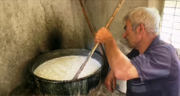 Η παραδοσιακή τυροκομία στο οροπέδιο Καθαρού στην Κρήτη