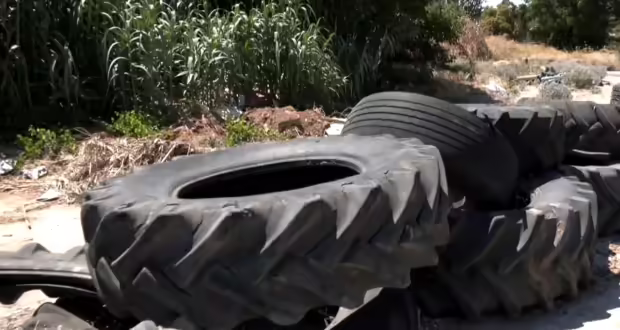 «Μπαζόδρομος» η παράπλευρη οδός στην ΕΟ Θεσσαλονίκης-Μουδανίων