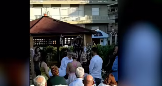 Θεσσαλονίκη: Όρκοι αιώνιας αγάπης και πίστης μέσα στον αστικό αμπελώνα